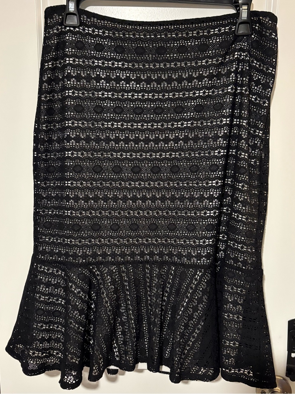 Worthington Black Lace Flounce Skirt Size 10